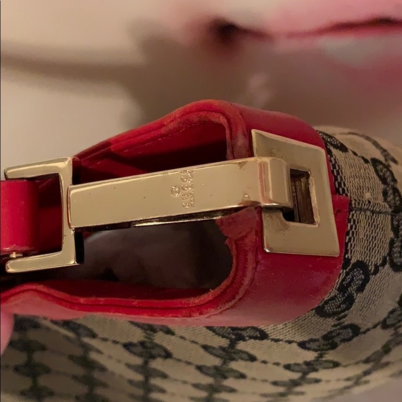 Authentic Gucci shoulder bag red medium - Picture 2 of 11